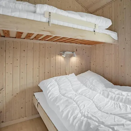 Feriehus 2 Bedroom Pet Friendly In *